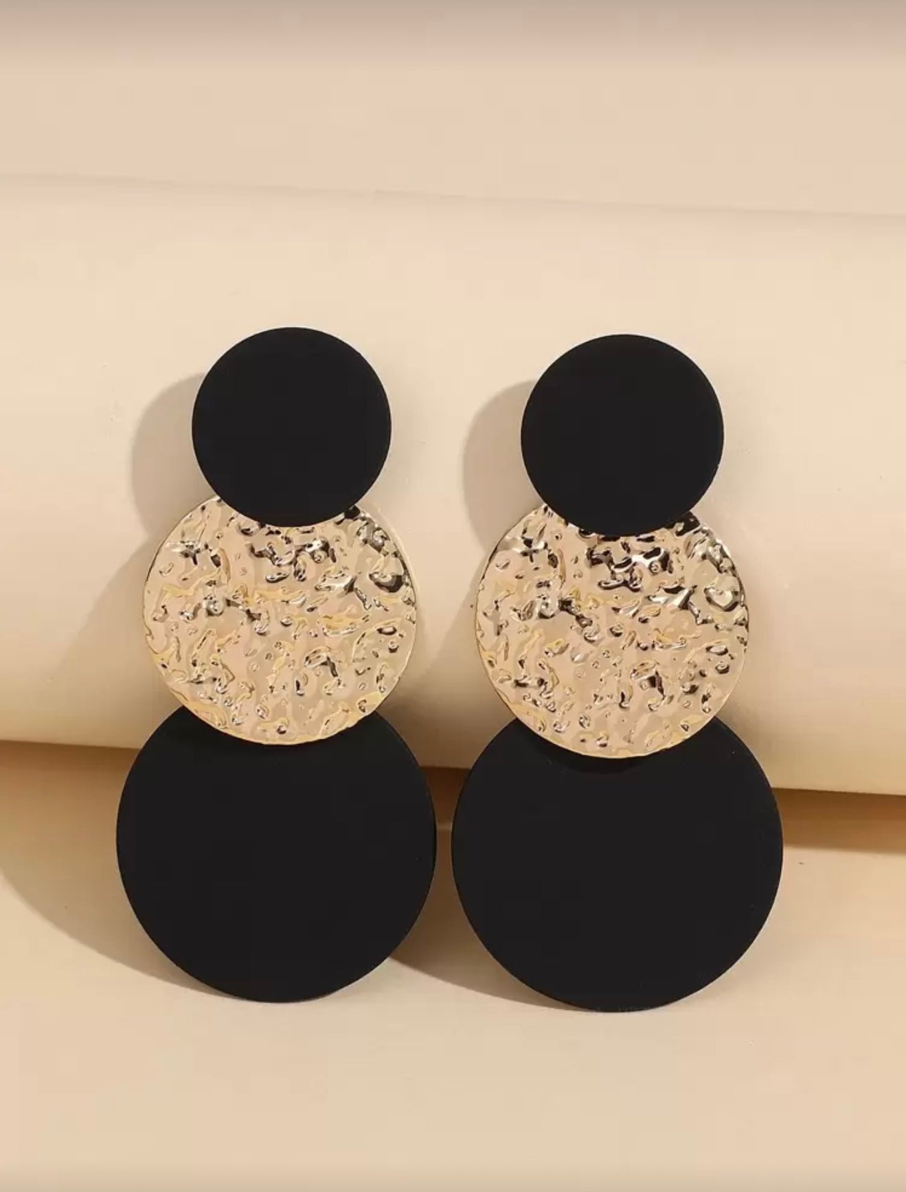 Retro Geometric Round Drop Earrings – Bold Style with Vintage Charm - Black and Gold