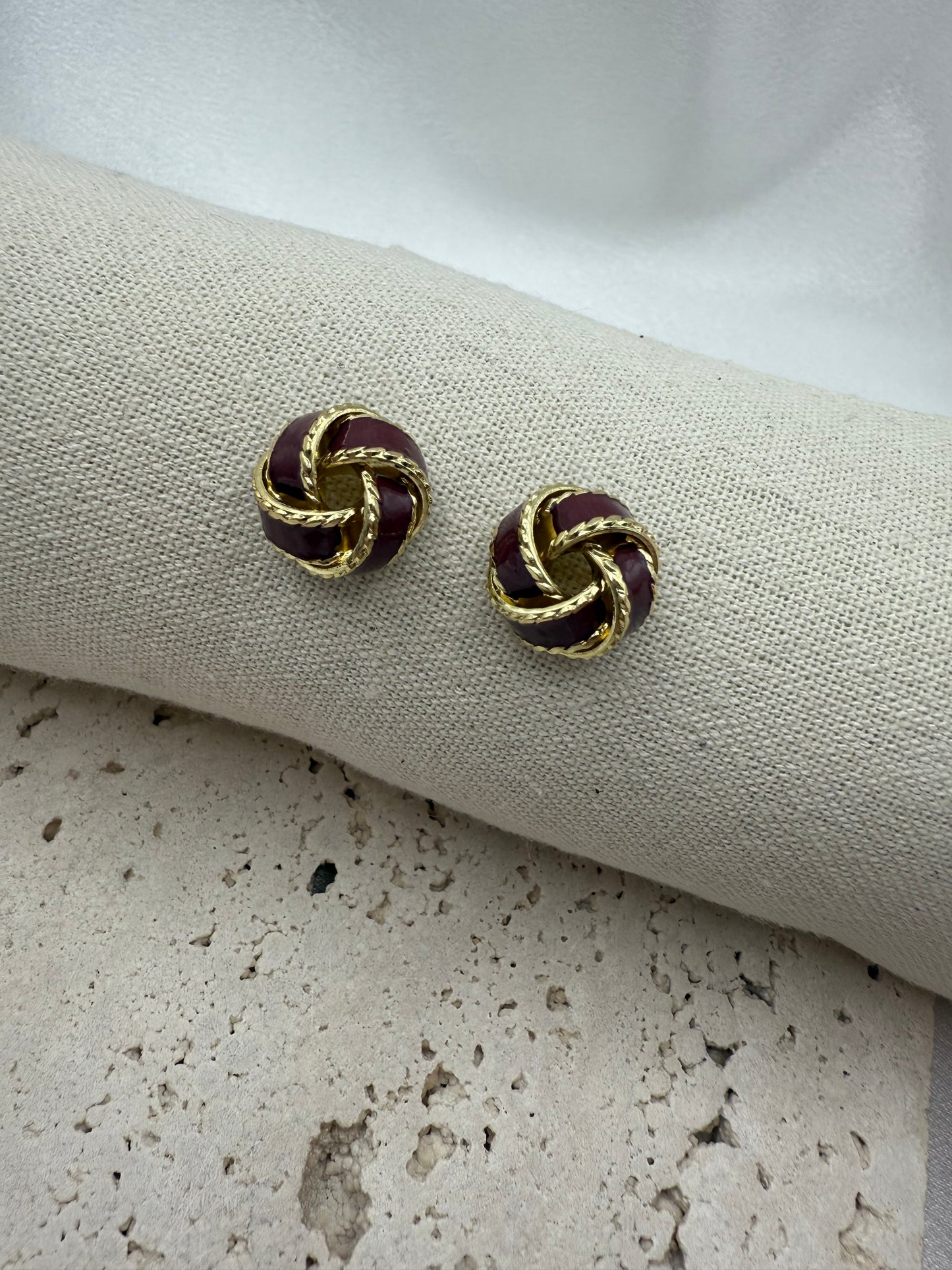 Chocolate & Gold Color Elegant Knot Earrings – Elegant, Radiant & Timeless