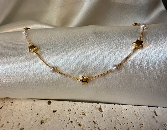 Gold Star & Faux Pearl Anklet – Minimalist Beach-Inspired Foot Jewellery