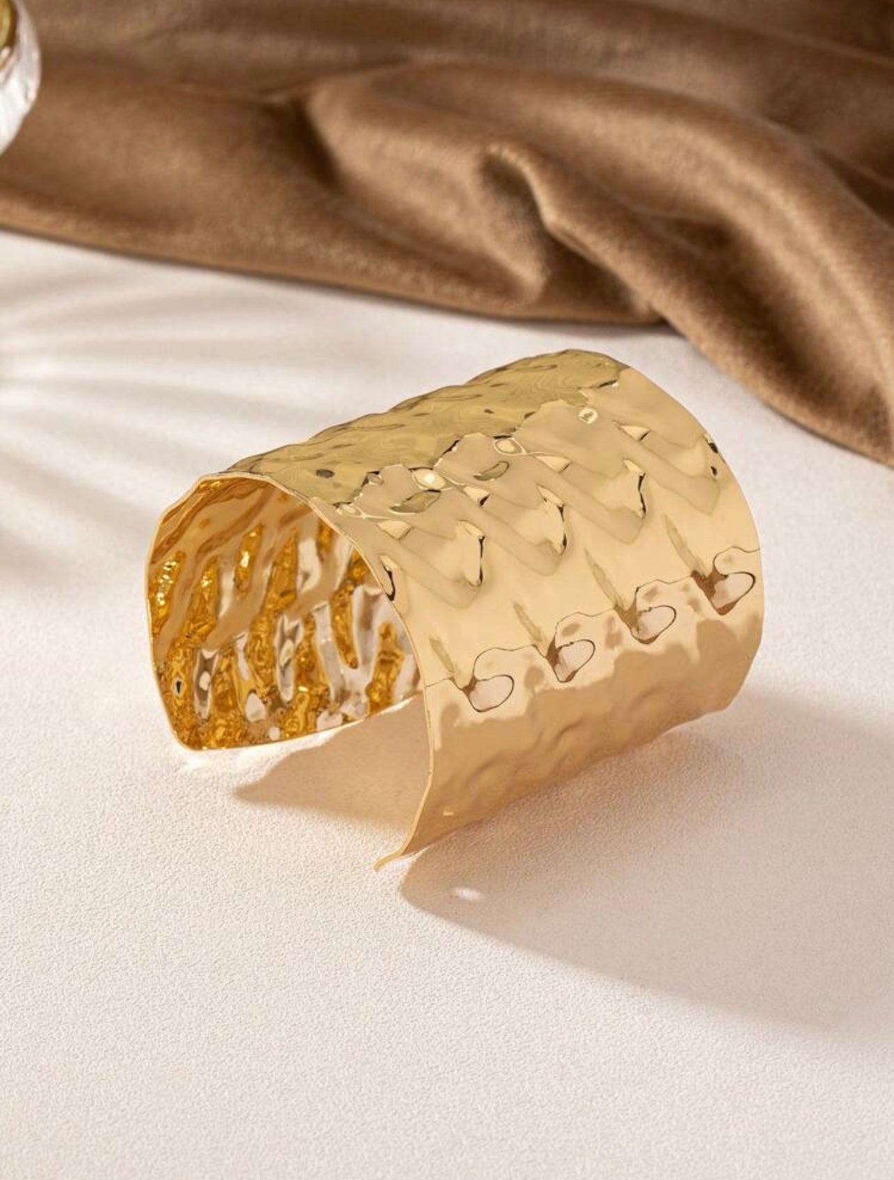 Hammered Gold Concave & Convex Textured Cuff Bracelet – Timeless Roman-Inspired Elegance