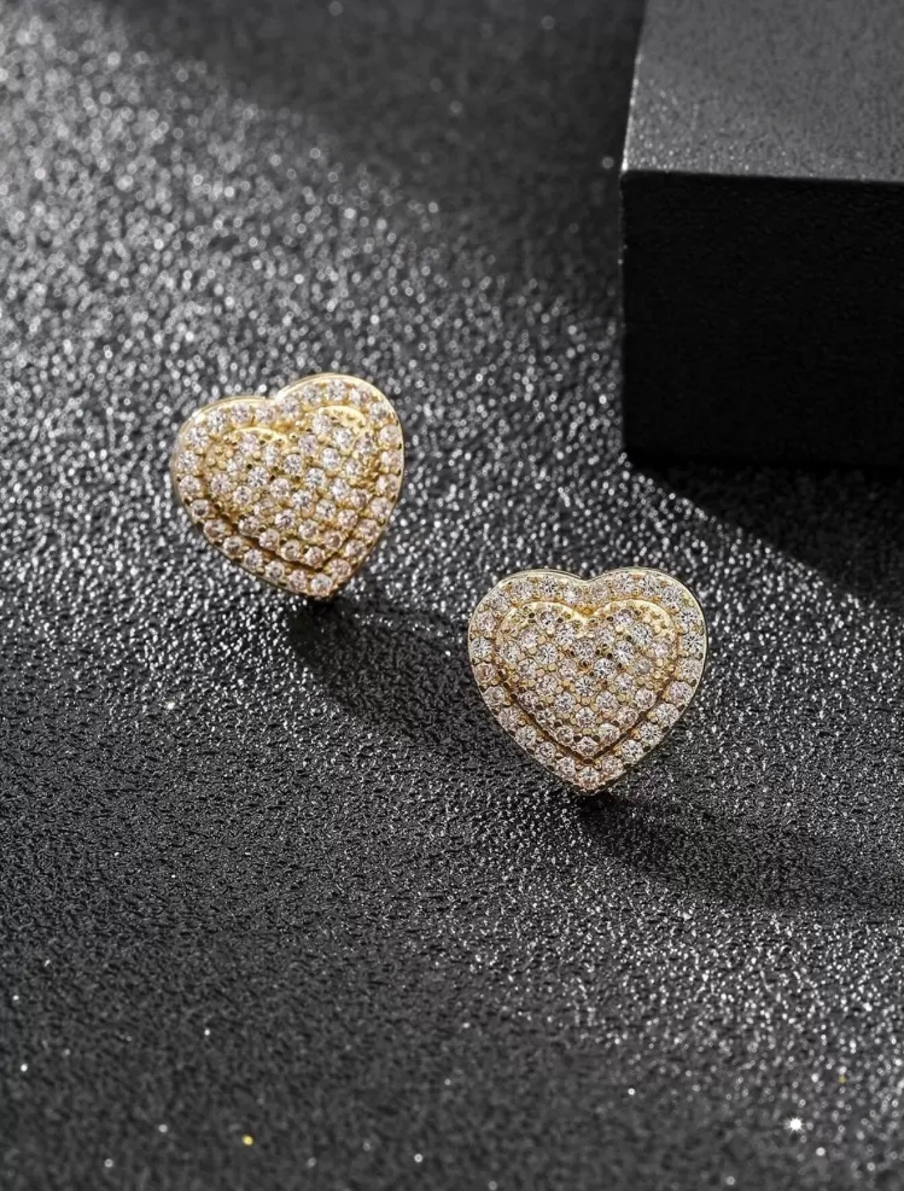 14ct Gold-Plated Cubic Zirconia Heart Stud Earrings – Sparkling Luxury Jewellery for Women