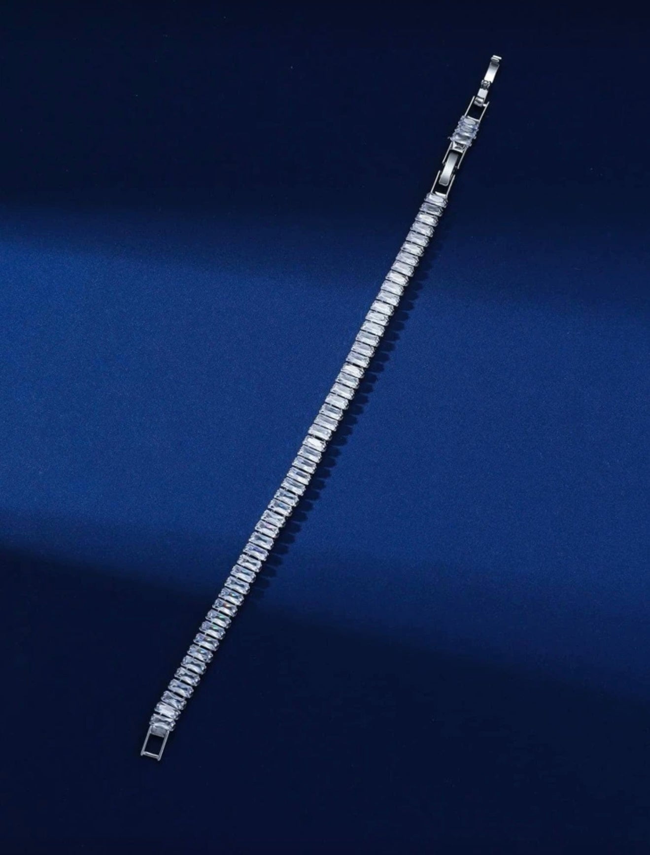 Glamorous Cubic Zirconia Bracelet – Sparkle with Sophisticated Style