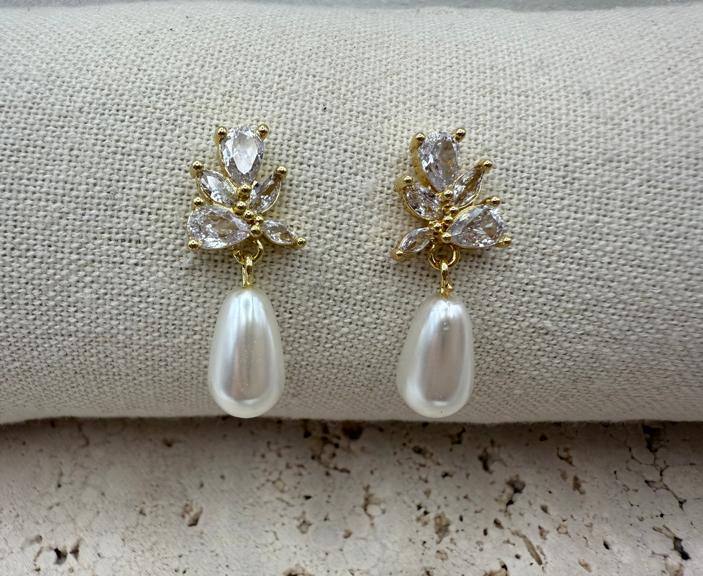 Gold-Plated Pearl & Cubic Zirconia Drop Earrings – Bridal Elegance for Weddings & Daily Glamour
