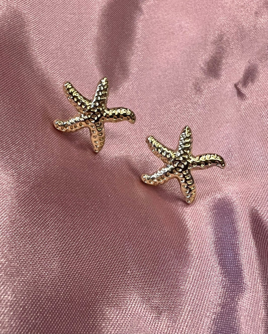Gold Starfish & Geometric Stud Earrings – Playful Summer Jewellery for Holidays & Outdoors