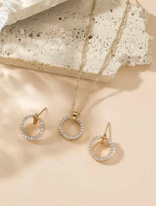 Gold Plated Cubic Zirconia Circle Pendant Necklace & Earrings Set – Waterproof, Tarnish-Resistant & Hypoallergenic