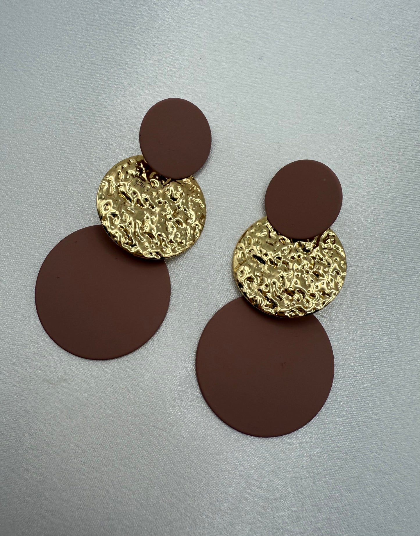 Retro Geometric Round Drop Earrings – Bold Style with Vintage Charm - Coffee and Gold