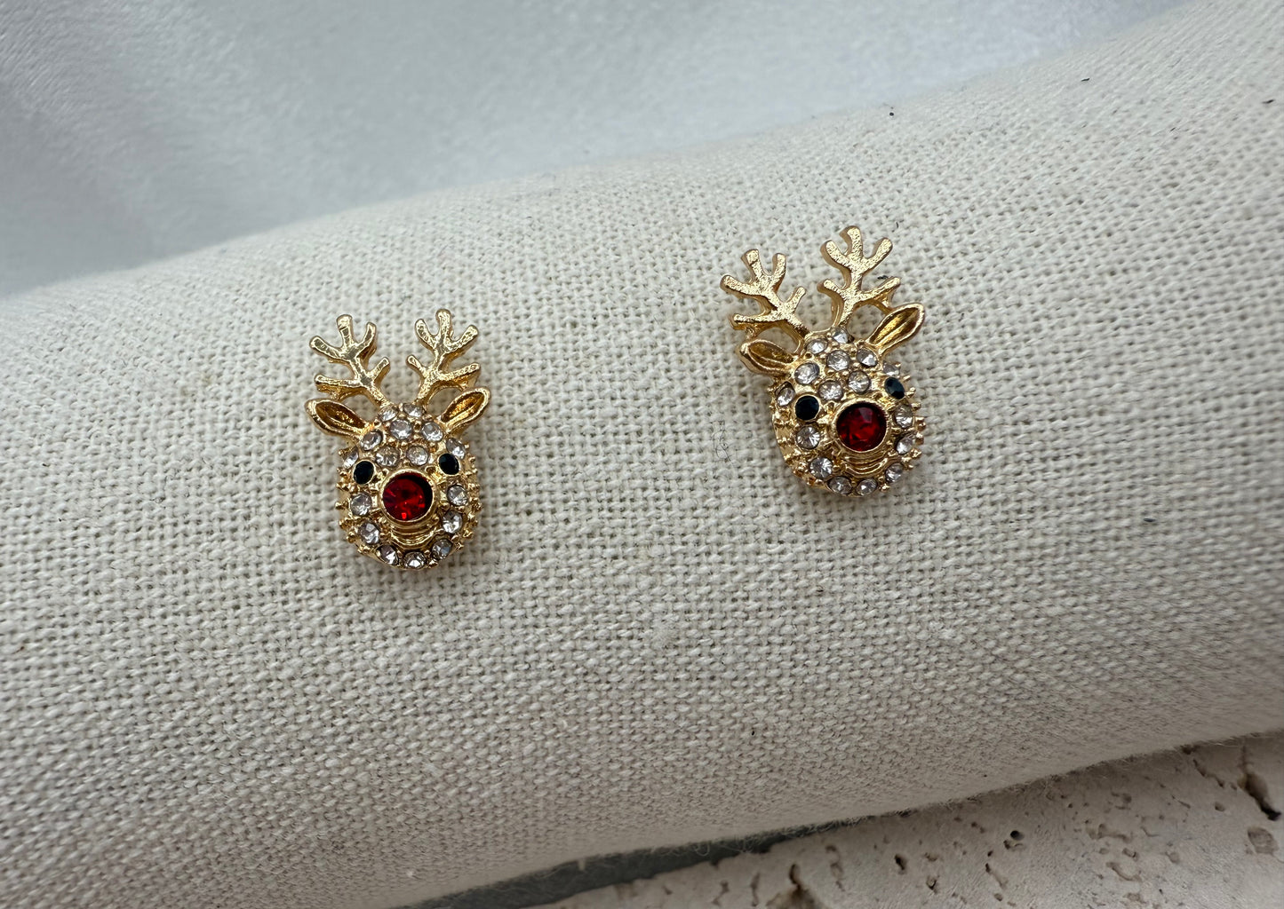 Rhinestone Reindeer Stud Earrings – Festive Sparkle, Tarnish-Resistant