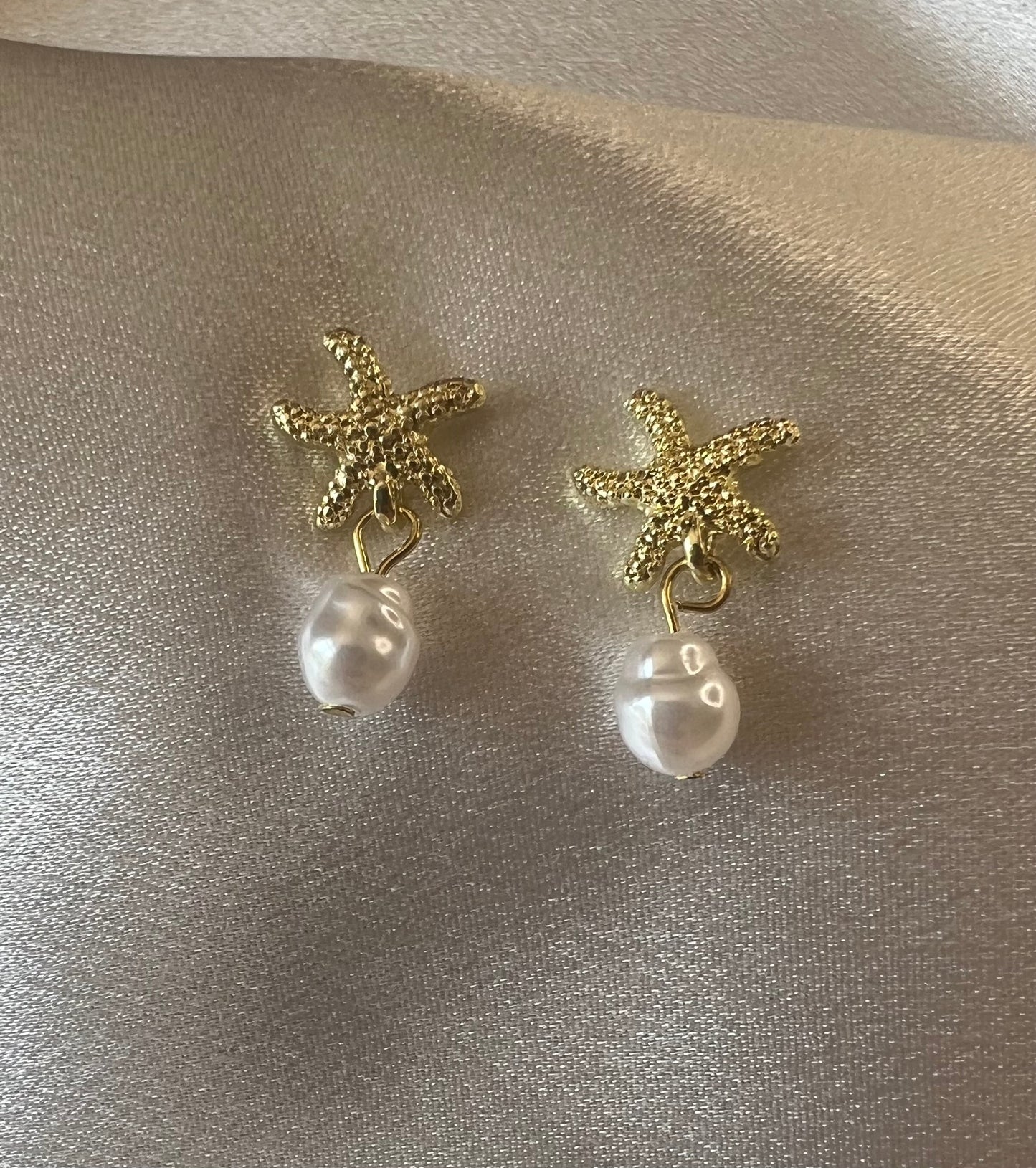 Minimalist Gold Starfish & Faux Pearl Drop Earrings