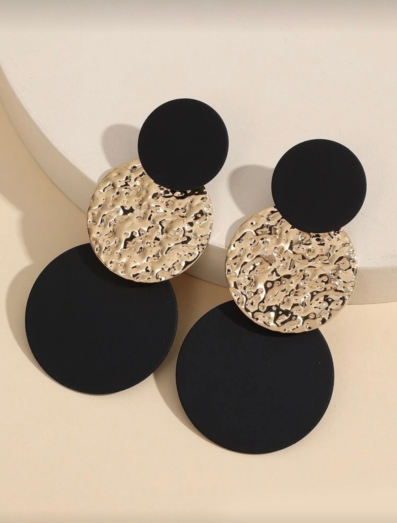 Retro Geometric Round Drop Earrings – Bold Style with Vintage Charm - Black and Gold