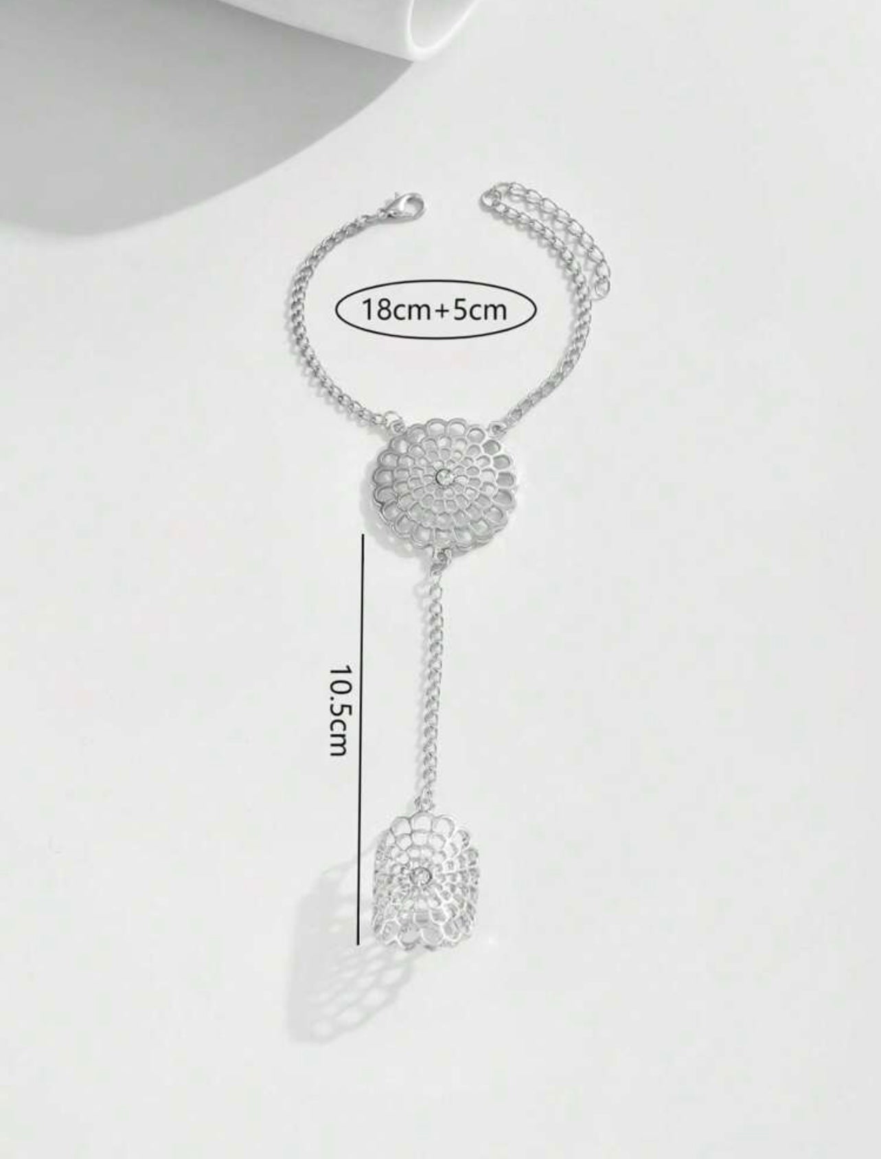 Silver Boho Hollow Flower Hand Chain – Rhinestone Ring-to-Bracelet Jewellery for Daily Wear