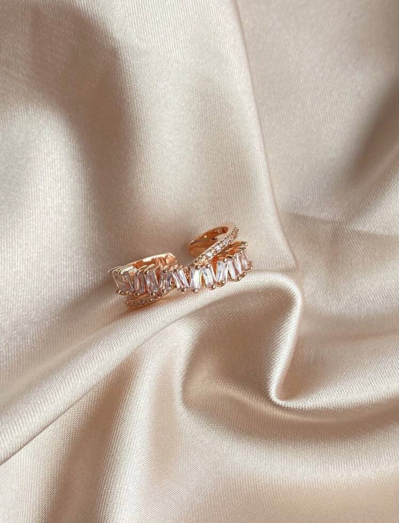 Platinum Plated Rose Gold Cubic Zirconia Ring – Adjustable Sparkle Statement