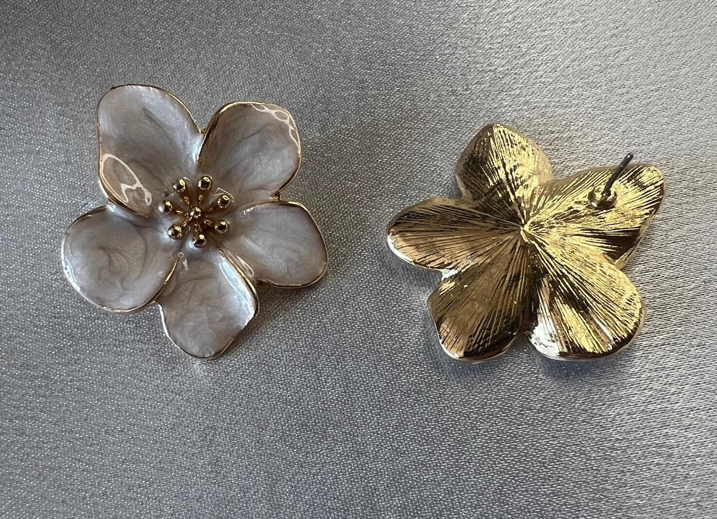 Sweet Gold and White Enamel Flower Stud Earrings