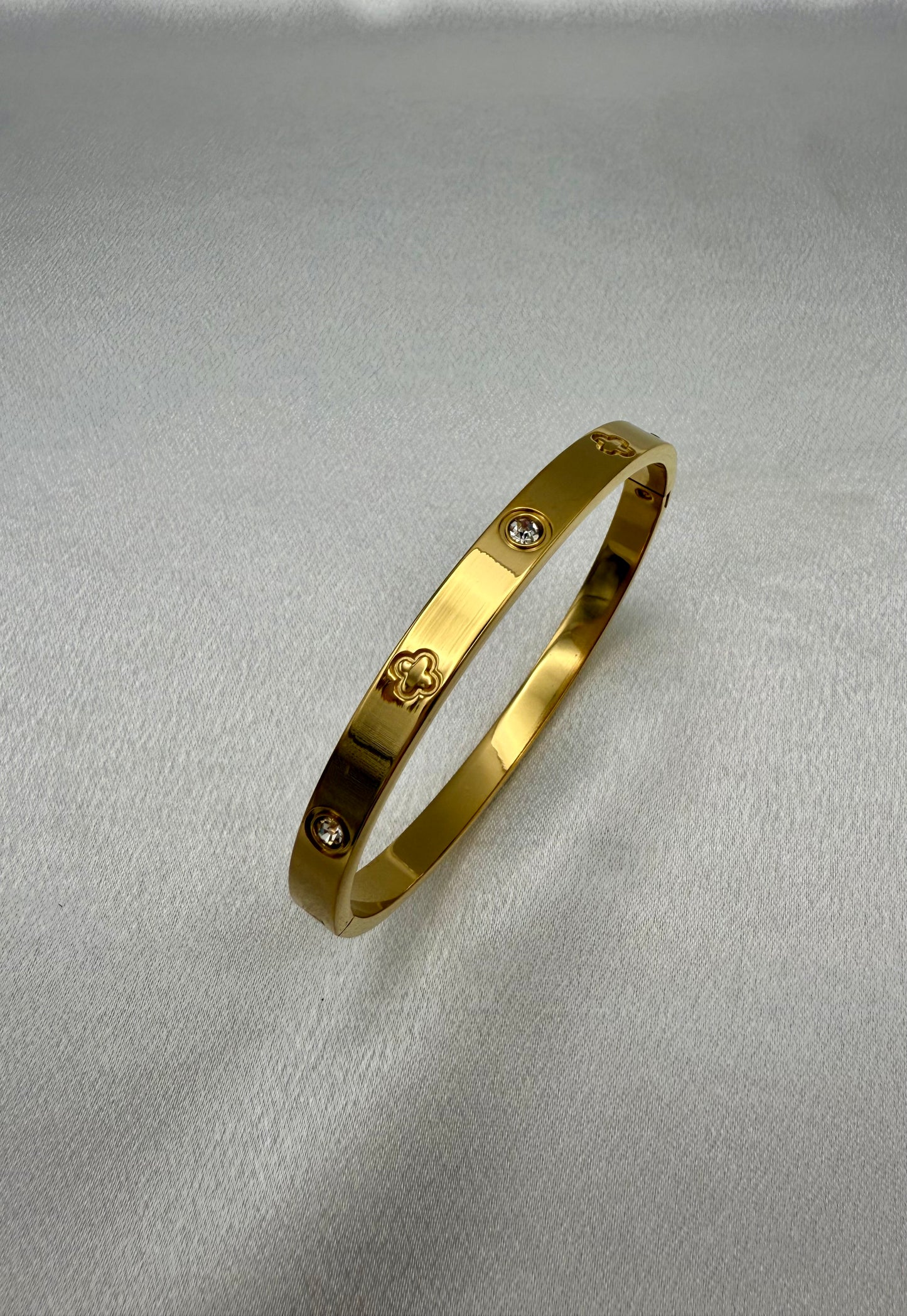 18K Gold Plated Cubic Zirconia Bangle Set – Inspired Timeless Style