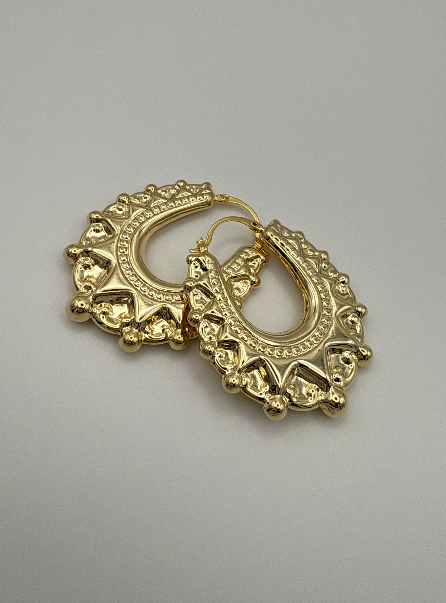 18K Gold Plated Vintage Crown & Horseshoe Creole Earrings – Large | Non-Fading & Hypoallergenic