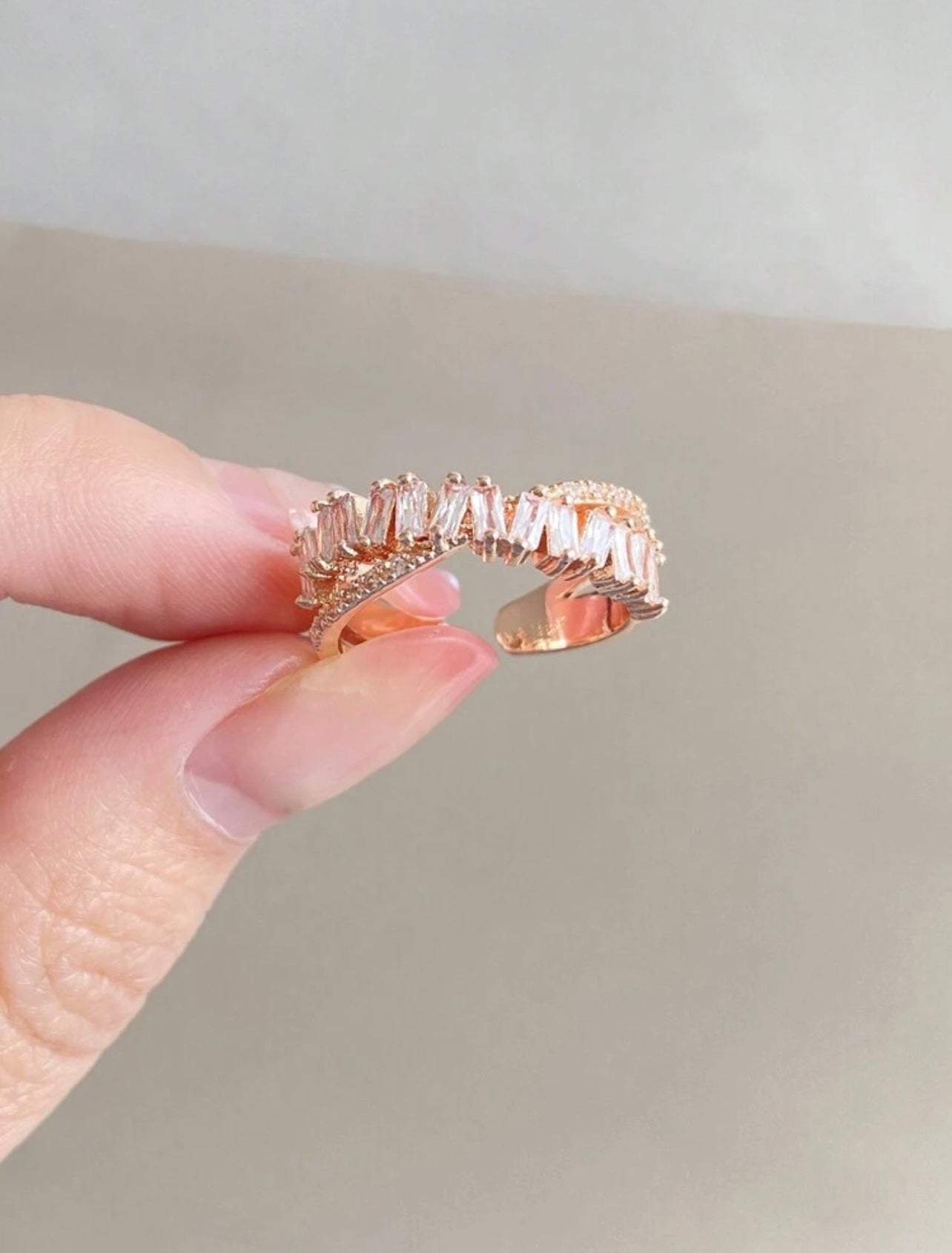 Platinum Plated Rose Gold Cubic Zirconia Ring – Adjustable Sparkle Statement