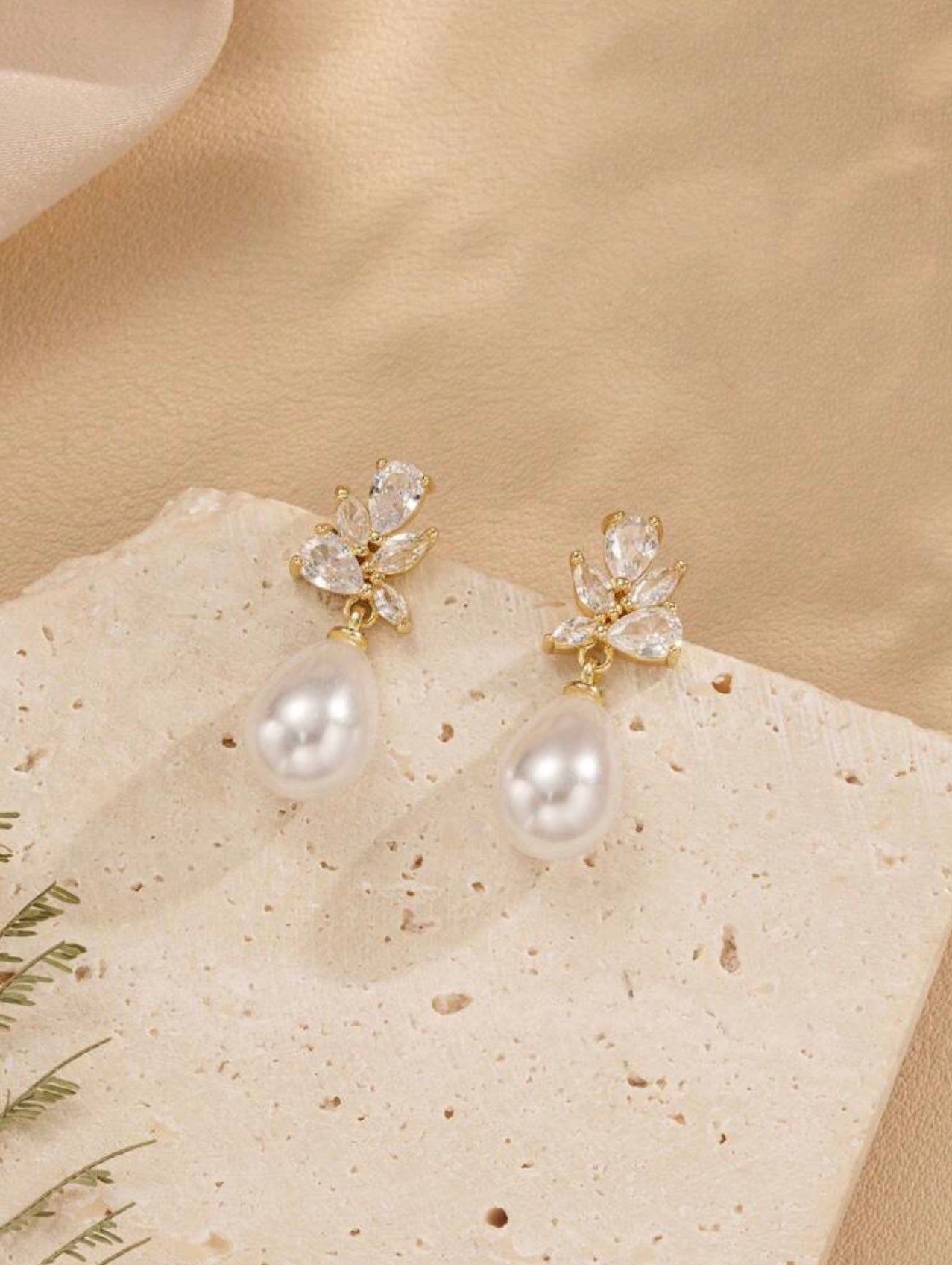 Gold-Plated Pearl & Cubic Zirconia Drop Earrings – Bridal Elegance for Weddings & Daily Glamour